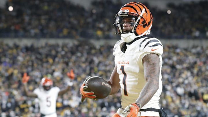 Cincinnati Bengals wide receiver Ja'Marr Chase (1) reacts after catching a touchdown pass against the Pittsburgh Steelers  during the first quarter at Acrisure Stadium. 