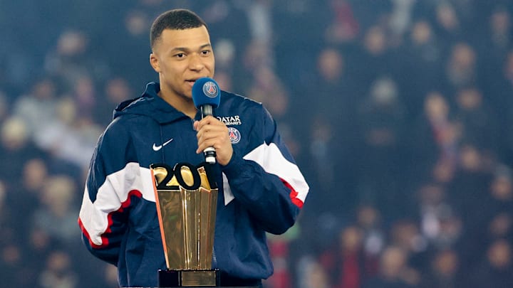 Paris Saint-Germain v FC Nantes - Ligue 1