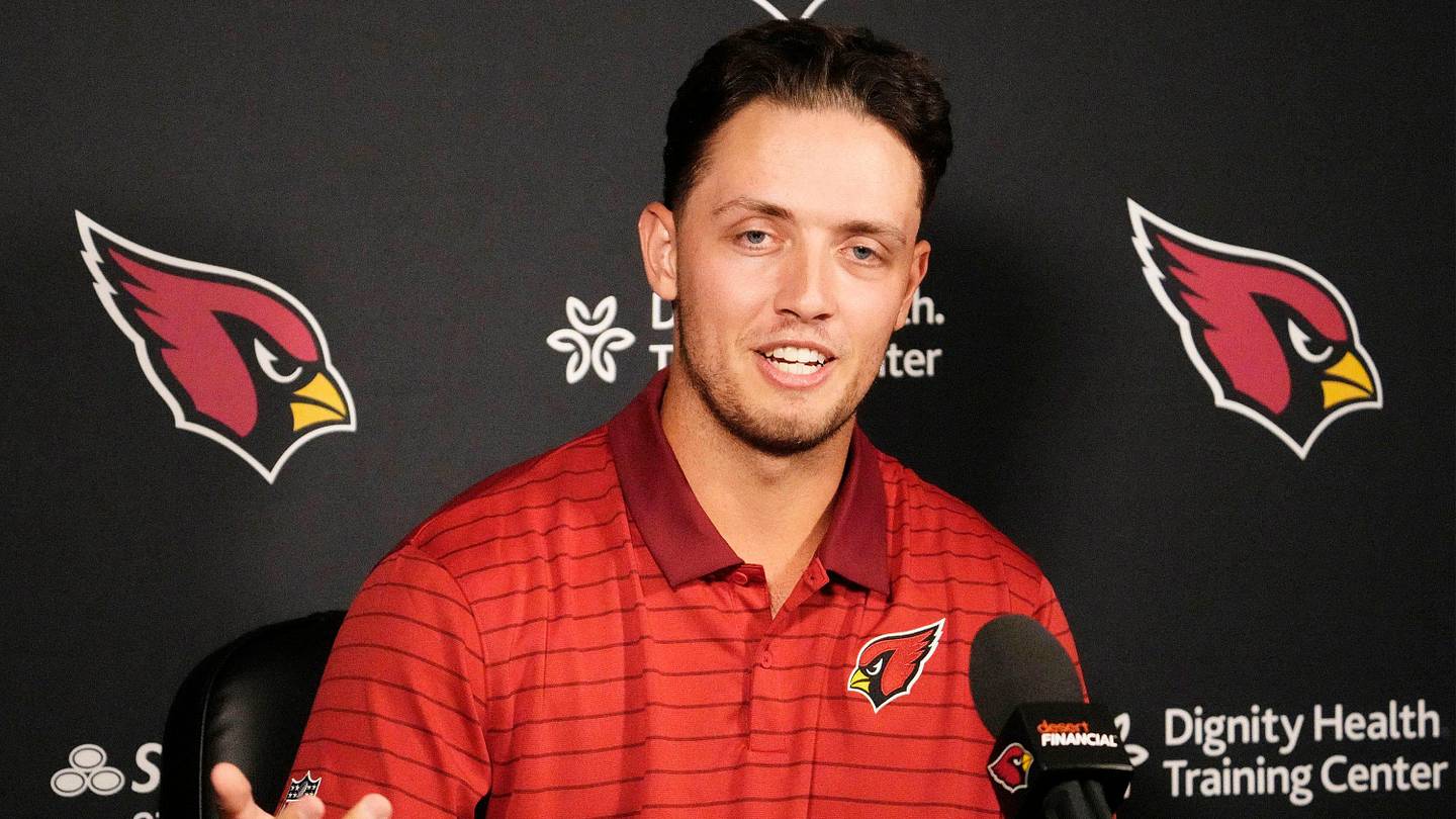 Cardinals QB Carson Beck's Sister Trying Out For Cheerleader
