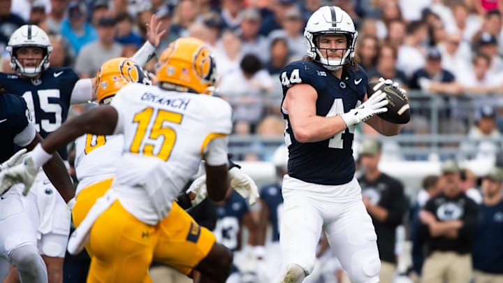 Penn State's Tyler Warren (44)