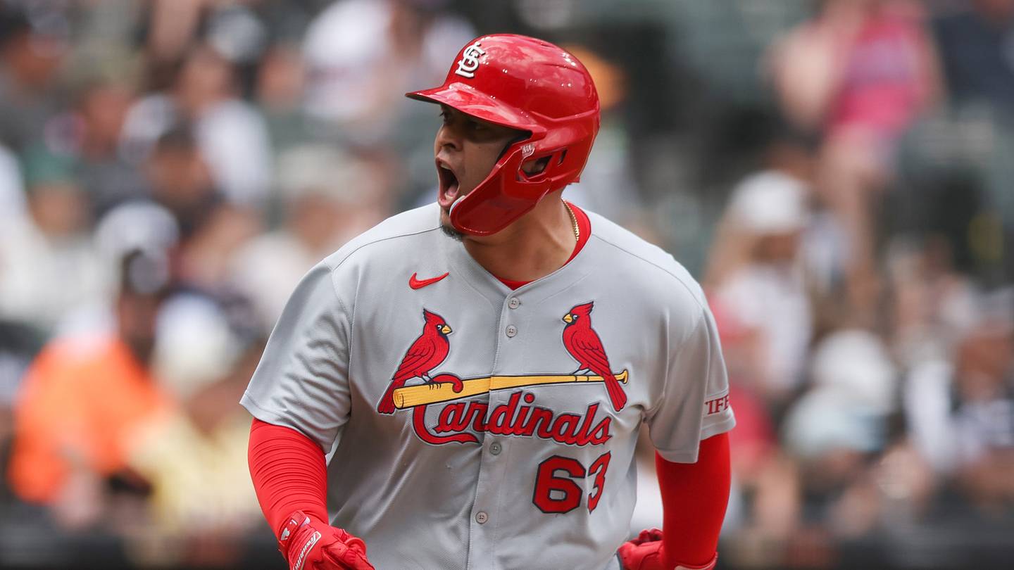 Cardinals Re-Sign Catcher Pozo for Triple-A Depth