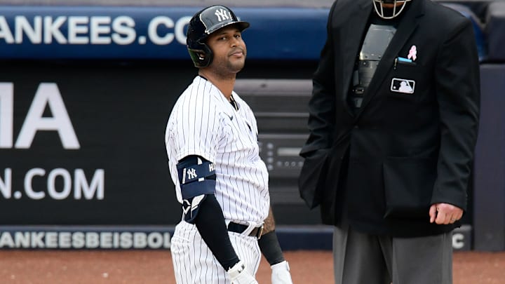 Los Yankees buscan una salida para Aaron Hicks