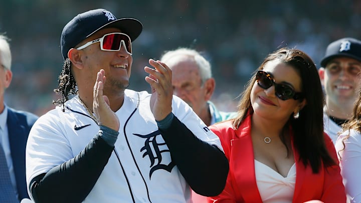 Miguel Cabrera fue homenajeado por los Tigres este sábado 