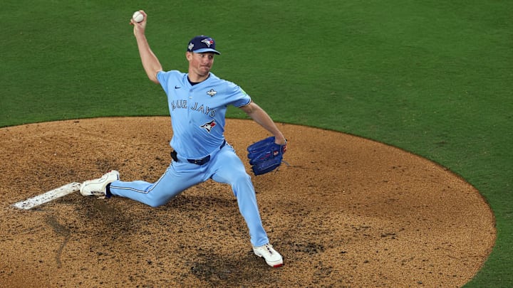 World Series - Toronto Blue Jays v Los Angeles Dodgers - Game Four World Series - Toronto Blue Jays v Los Angeles Dodgers - Game Four