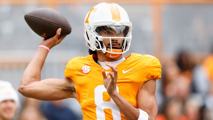 Tennessee QB Nico Iamaleava