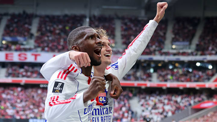 T. Morton et C. Mata - Olympique Lyonnais