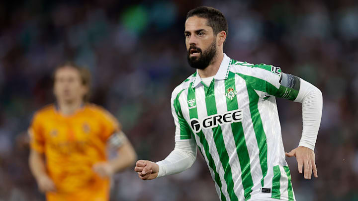 Isco foi o melhor em campo em vitória do Betis sobre o Real