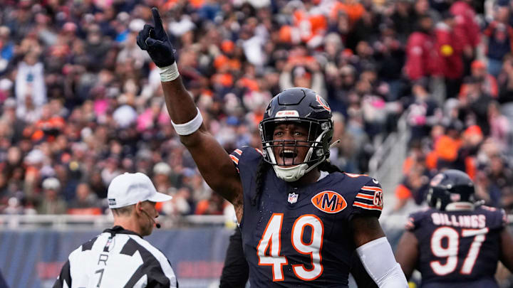 Oct 19, 2025; Chicago, Illinois, USA; Chicago Bears middle linebacker Tremaine Edmunds (49) reacts after sacking New Orleans Saints quarterback Spencer Rattler (not pictured) during the second half at Soldier Field. Mandatory Credit: David Banks-Imagn Images Oct 19, 2025; Chicago, Illinois, USA; Chicago Bears middle linebacker Tremaine Edmunds (49) reacts after sacking New Orleans Saints quarterback Spencer Rattler (not pictured) during the second half at Soldier Field. Mandatory Credit: David Banks-Imagn Images