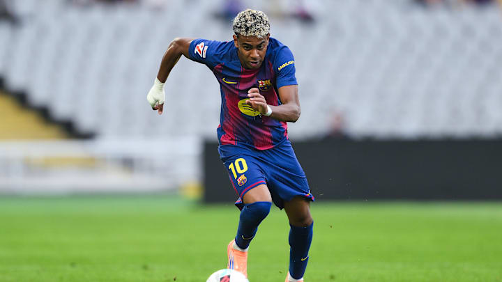 FC Barcelona v Girona FC - LaLiga EA Sports