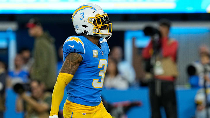 Kansas City Chiefs v Los Angeles Chargers