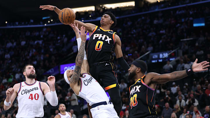 Phoenix Suns v Los Angeles Clippers