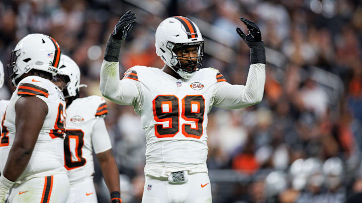 Cleveland Browns v Las Vegas Raiders