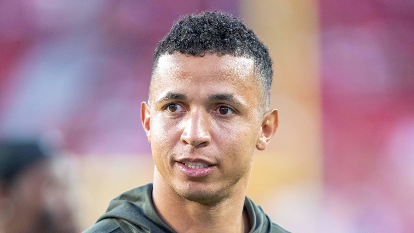 The Browns could be watching Nate Scheelhaase slip away to a bitter rival