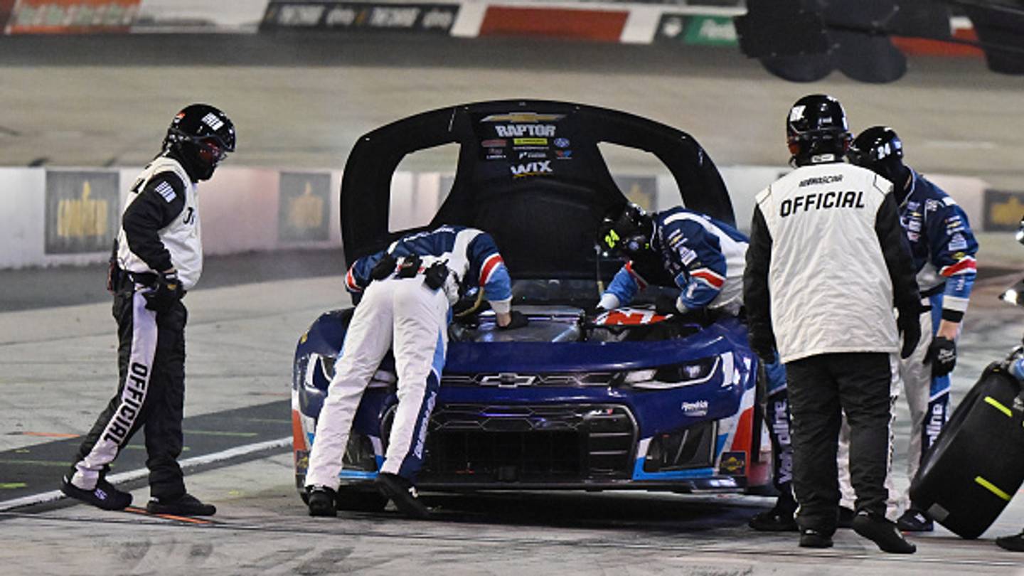 Hendrick driver plummets after disastrous Darlington NASCAR playoff opener