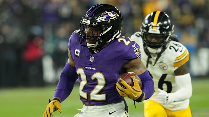 Baltimore Ravens running back Derrick Henry runs against the Pittsburgh Steelers in an AFC wild card game.