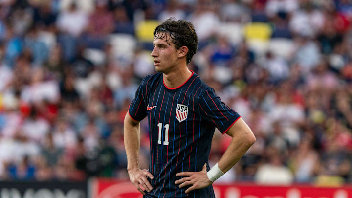 FBL-FRIENDLY-USA-SUI
