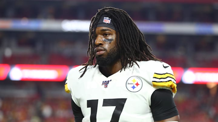 Dec 8, 2019; Glendale, AZ, USA; Pittsburgh Steelers wide receiver Deon Cain (17) against the Arizona Cardinals at State Farm Stadium. Mandatory Credit: Mark J. Rebilas-Imagn Images
