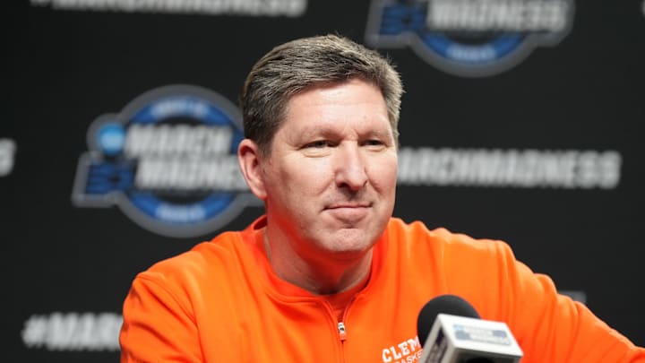 Mar 27, 2024; Los Angeles, CA, USA; Clemson Tigers head coach Brad Brownell