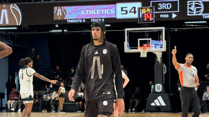 6-foot-8 Shon Abaev is a left-handed guard/forward who has been lighting up his senior season playing for Fear of God Athletics in the Overtime Elite League. The Cincinnati Bearcats are pursuing Abaev and their coaching staff was present to watch him play Friday night. 6-foot-8 Shon Abaev is a left-handed guard/forward who has been lighting up his senior season playing for Fear of God Athletics in the Overtime Elite League. The Cincinnati Bearcats are pursuing Abaev and their coaching staff was present to watch him play Friday night.