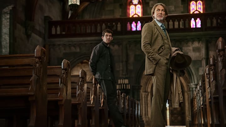 JOSH O'CONNOR and DANIEL CRAIG in WAKE UP DEAD MAN: A KNIVES OUT MYSTERY
