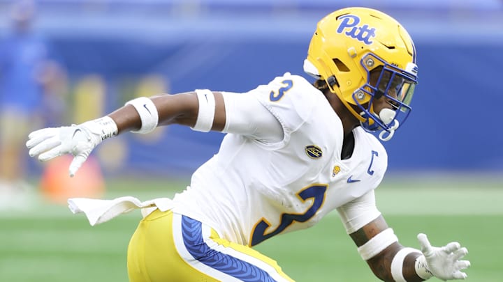 Sep 12, 2020; Pittsburgh, Pennsylvania, USA; Pittsburgh Panthers defensive back Damar Hamlin (3) in pass coverage against the Austin Peay Governors during the first quarter at Heinz Field. Pittsburgh won 55-0. Mandatory Credit: Charles LeClaire-Imagn Images Sep 12, 2020; Pittsburgh, Pennsylvania, USA; Pittsburgh Panthers defensive back Damar Hamlin (3) in pass coverage against the Austin Peay Governors during the first quarter at Heinz Field. Pittsburgh won 55-0. Mandatory Credit: Charles LeClaire-Imagn Images