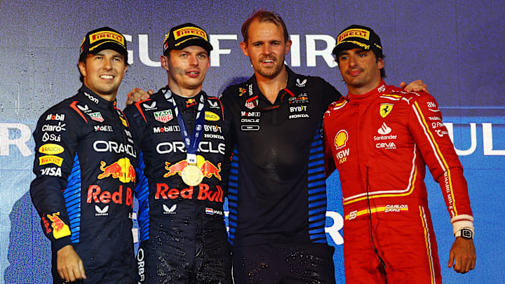 Max Verstappen, Sergio Pérez y Carlos Sainz conformaron el podio en el Gran Premio de Bahrein