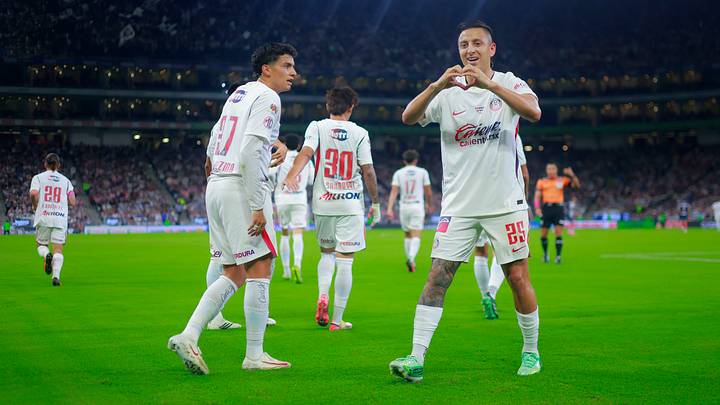 Richard Ledezma y Roberto Alvarado en el triunfo del Rebaño ante Rayados de Monterrey
