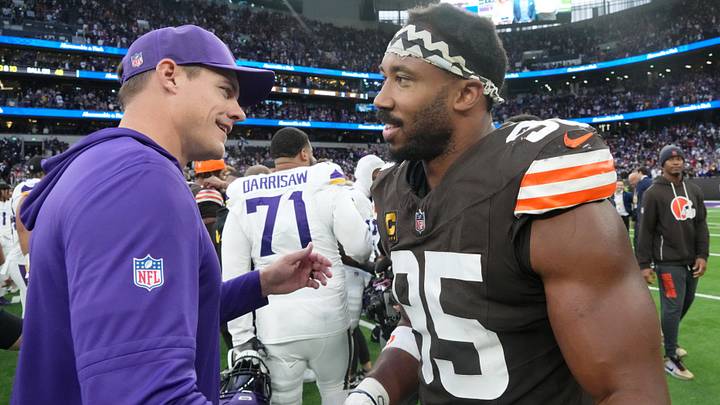 Oct 5, 2025; Tottenham, United Kingdom; Minnesota Vikings head coach Kevin O'Connell greets Cleveland Browns defensive end Myles Garrett (95) after an NFL International Series game at Tottenham Hotspur Stadium. Oct 5, 2025; Tottenham, United Kingdom; Minnesota Vikings head coach Kevin O'Connell greets Cleveland Browns defensive end Myles Garrett (95) after an NFL International Series game at Tottenham Hotspur Stadium.