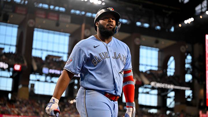 Sep 19, 2026; Arlington, Texas, USA; Toronto Blue Jays first baseman Vladimir Guerrero Jr. (27) walks to the on deck circle during the fourth inning against the Texas Rangers at Globe Life Field. Mandatory Credit: Jerome Miron-Imagn Images Sep 19, 2026; Arlington, Texas, USA; Toronto Blue Jays first baseman Vladimir Guerrero Jr. (27) walks to the on deck circle during the fourth inning against the Texas Rangers at Globe Life Field. Mandatory Credit: Jerome Miron-Imagn Images