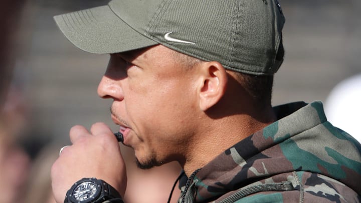 Ryan Walters, currently the Washington Huskies' defensive coordinator, did impressive work while running Illinois' defense under head coach Bret Bielema.