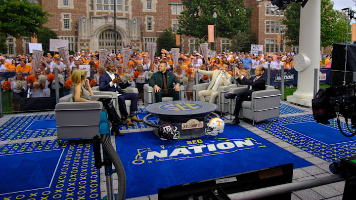 SEC Nation's, from left, Laura Rutledge, Roman Harper, Tim Tebow, Jordan Rodgers and Paul Finebaum hosts the live filming of SEC Nation to kick off the Tennessee vs Texas A&M college football game, Saturday, October 14, 2023, in Knoxville Tennessee. (Shawn Millsaps/Special to News Sentinel)