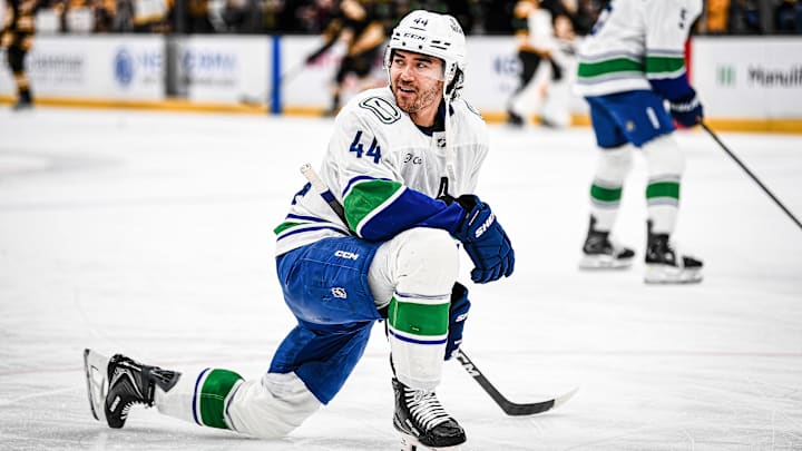 Vancouver Canucks v Boston Bruins