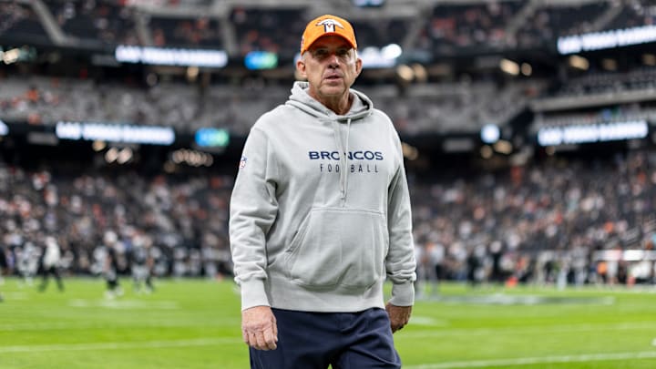 Denver Broncos v Las Vegas Raiders