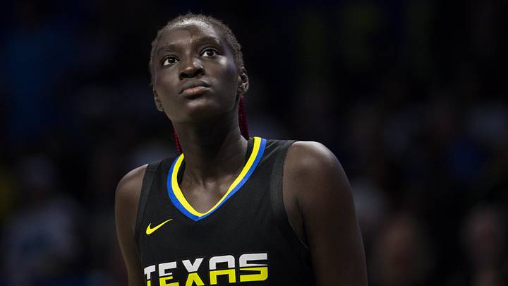 Sep 29, 2023; Arlington, Texas, USA; Dallas Wings center Awak Kuier (28) looks for the ball during the second half against the Las Vegas Aces during game three of the 2023 WNBA Playoffs at College Park Center. Mandatory Credit: Jerome Miron-Imagn Images Sep 29, 2023; Arlington, Texas, USA; Dallas Wings center Awak Kuier (28) looks for the ball during the second half against the Las Vegas Aces during game three of the 2023 WNBA Playoffs at College Park Center. Mandatory Credit: Jerome Miron-Imagn Images