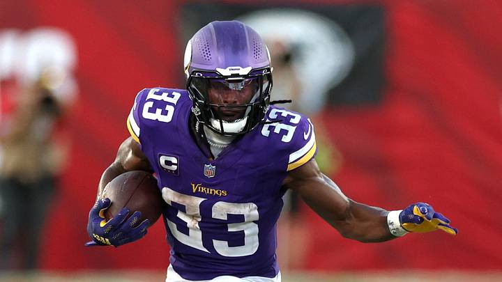 Minnesota Vikings running back Aaron Jones Sr. Minnesota Vikings running back Aaron Jones Sr.