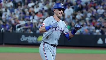 Red Sox Eye Infield Trades, Consider Dylan Moore's Versatility