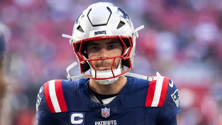 New England Patriots long snapper Joe Cardona (49) against the Arizona Cardinals at State Farm Stadium.