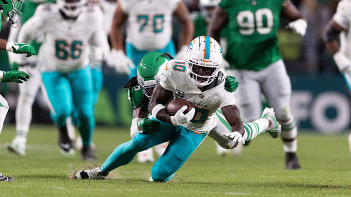 Oct 22, 2023; Philadelphia, Pennsylvania, USA; Miami Dolphins wide receiver Tyreek Hill (10) catches
