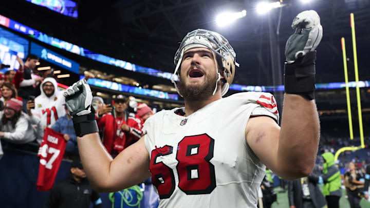 San Francisco 49ers right tackle Colton McKivitz (68) San Francisco 49ers right tackle Colton McKivitz (68)