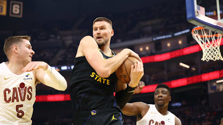 Porzingis ha tenido un aporte interesante en la rotación de los Warriors 