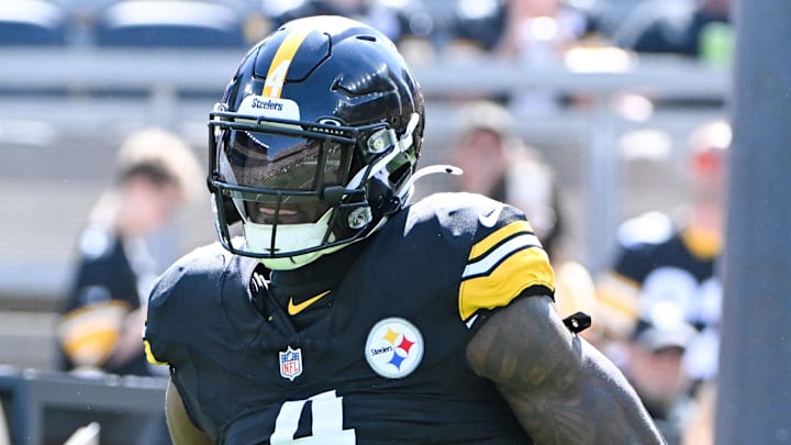 Pittsburgh Steelers wide receiver DK Metcalf (4) takes the field for a game against the Seattle Seahawks at Acrisure Stadium. 