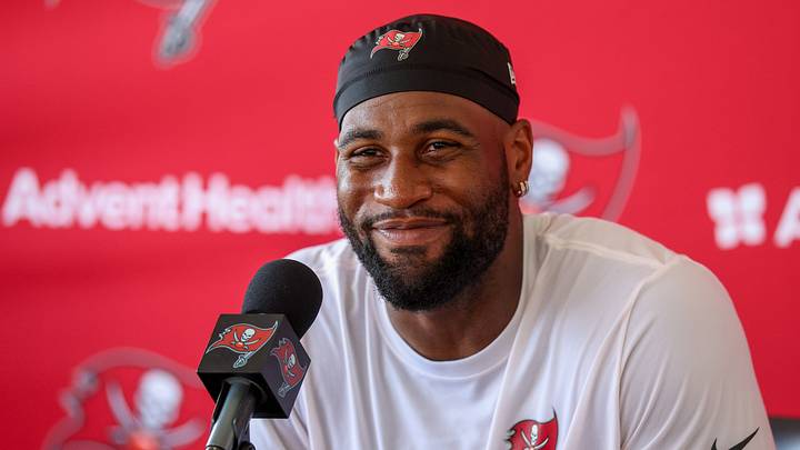 The Minnesota Vikings could use more firepower in the pass rush department, so they should have their eye on free agent Haason Reddick. The Minnesota Vikings could use more firepower in the pass rush department, so they should have their eye on free agent Haason Reddick.