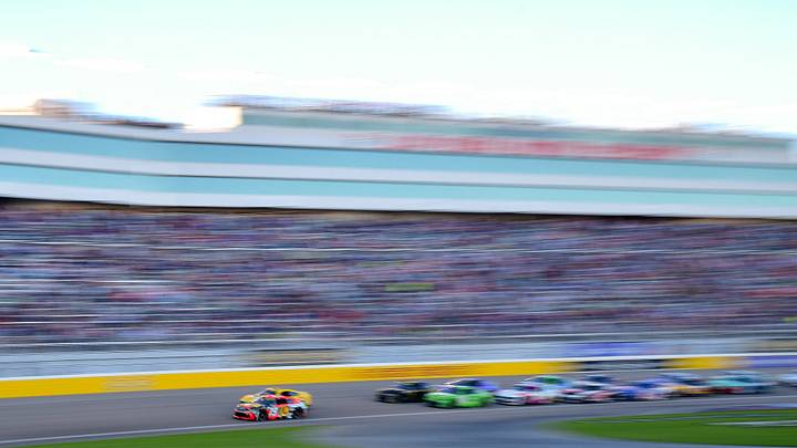 Oct 12, 2025; Las Vegas, Nevada, USA; NASCAR Cup Series driver Chase Briscoe (19) leads the field for the restart of the South Point 400 at Las Vegas Motor Speedway. Gary A. Vasquez-Imagn Images Oct 12, 2025; Las Vegas, Nevada, USA; NASCAR Cup Series driver Chase Briscoe (19) leads the field for the restart of the South Point 400 at Las Vegas Motor Speedway. Gary A. Vasquez-Imagn Images