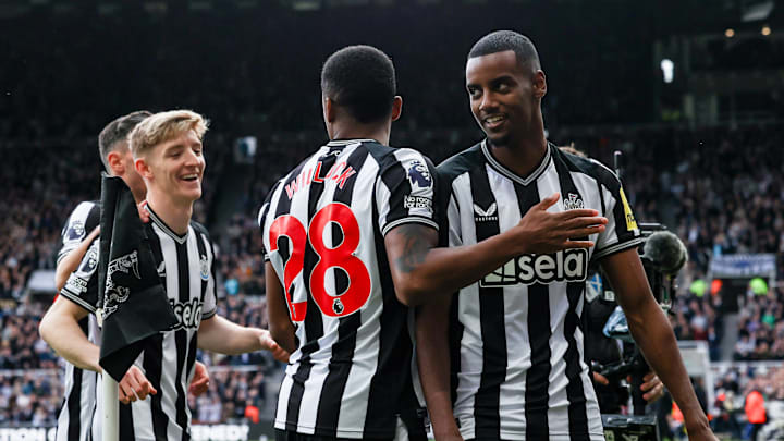 Newcastle United v West Ham United - Premier League