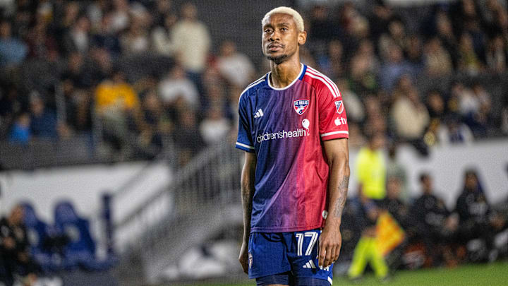 FC Dallas v Los Angeles Galaxy