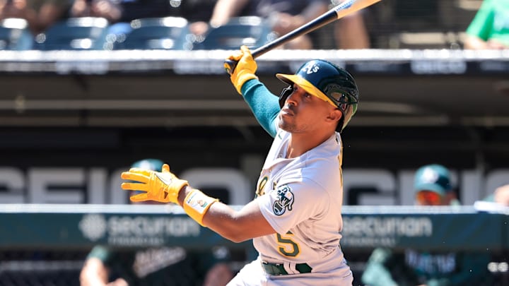 Oakland Athletics v Chicago White Sox