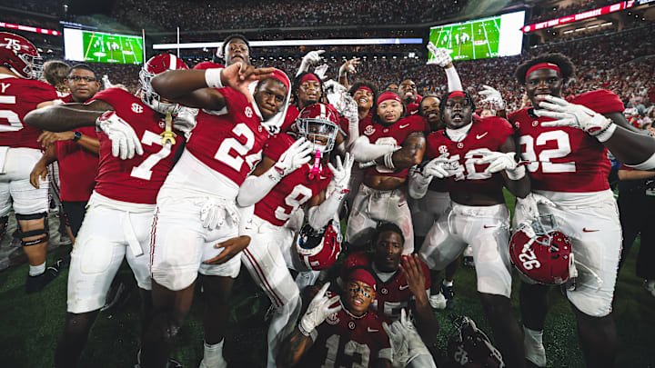 Alabama defense celebrates with turnover belt Alabama defense celebrates with turnover belt