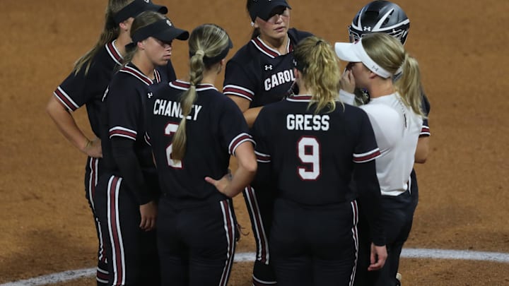 May 8, 2025; Athens, GA, USA;  South Carolina teammates meet on the mound during a game against Texas A&M at Jack Turner Stadium. Mandatory Credit: Mady Mertens-Imagn Images