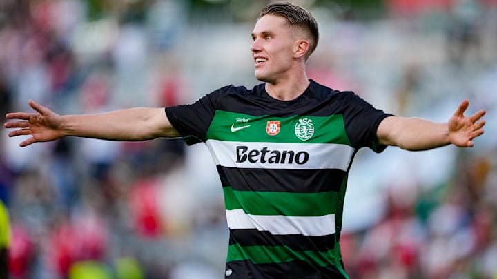 Viktor Gyökeres a bien failli signer au Barça. Viktor Gyökeres a bien failli signer au Barça.