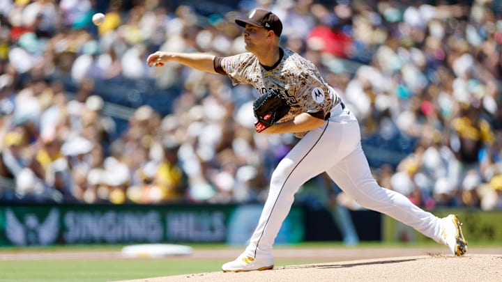 Apr 12, 2025; San Diego, California, USA; San Diego Padres starting pitcher Michael King (34) throws a pitch during the first inning against the Colorado Rockies at Petco Park. Mandatory Credit: David Frerker-Imagn Images Apr 12, 2025; San Diego, California, USA; San Diego Padres starting pitcher Michael King (34) throws a pitch during the first inning against the Colorado Rockies at Petco Park. Mandatory Credit: David Frerker-Imagn Images